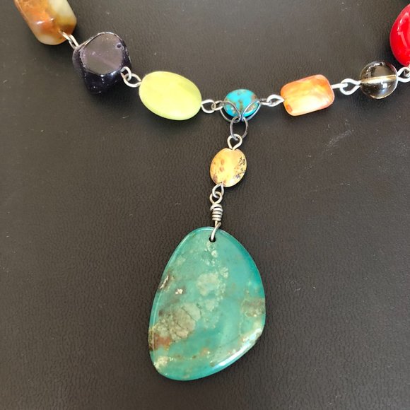 Hand-made gorgeous polished stone necklace with turquoise pendant - Picture 2 of 9
